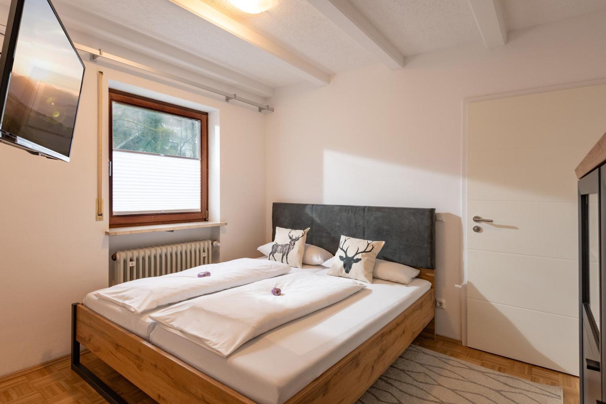 Ferienhaus Wildbarren - Alpenmagie Suites Обераудорф Екстериор снимка